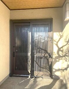 【船橋市】玄関ドアのリフォームをしました。